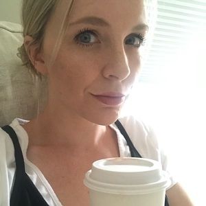 Meet your Posher, Carolyn